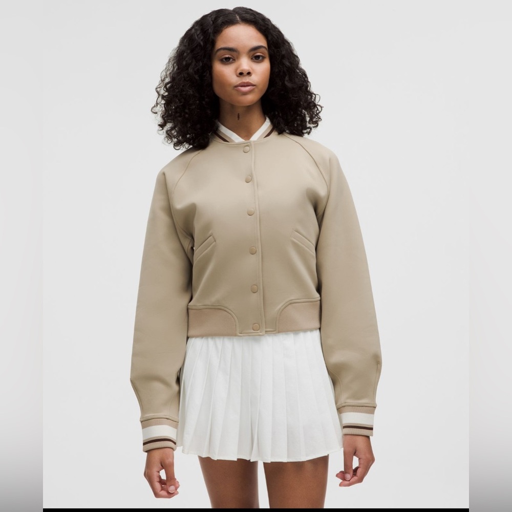 NWT - Lululemon snap front collegiate jacket sheer oak tan - M